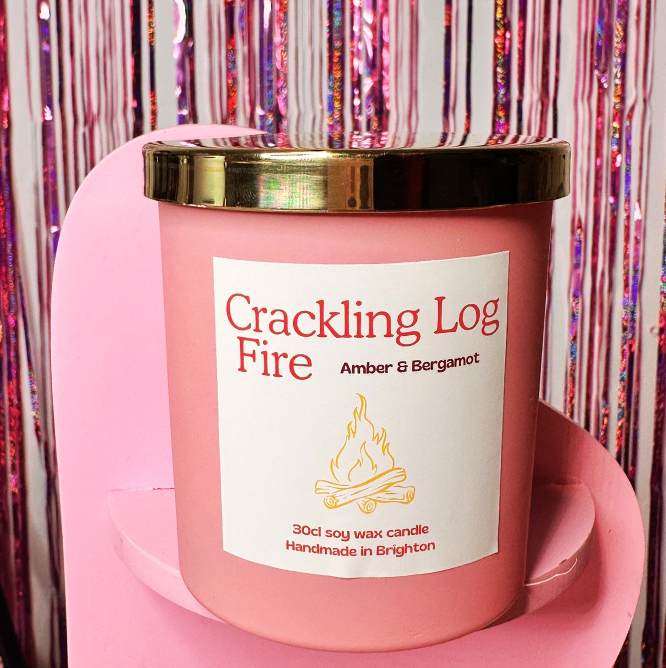 Crackling Log Fire - Premium Soy Wax Lidded candle - Amber & Bergamot
