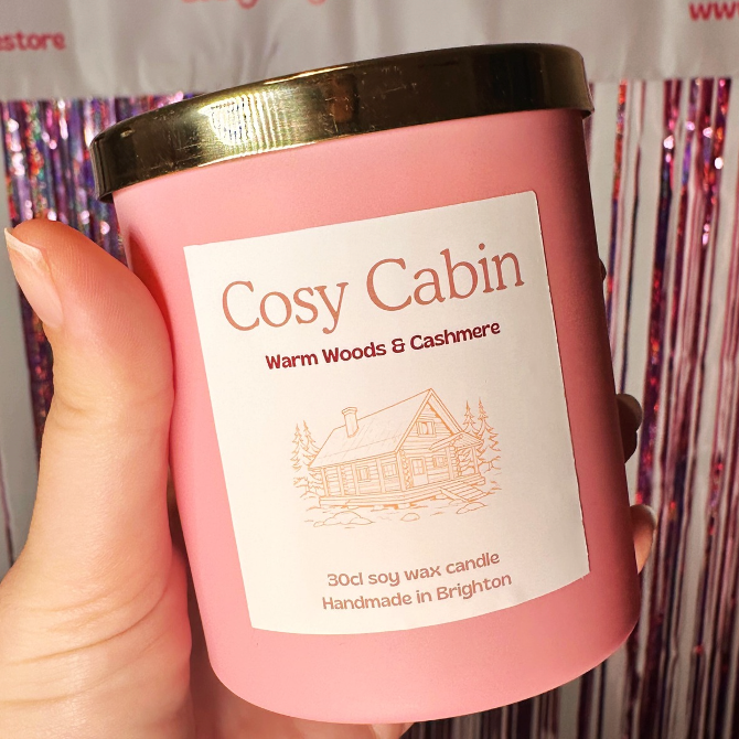 Cosy Cabin - Premium Soy Wax Lidded candle - Warm Woods & Cashmere