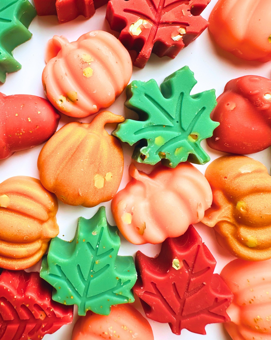 NEW - Woodland Wander - Pear, Quince & Amber fragranced Wax Melts